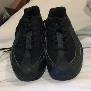 Nike Air Max 95 Essential Triple Black